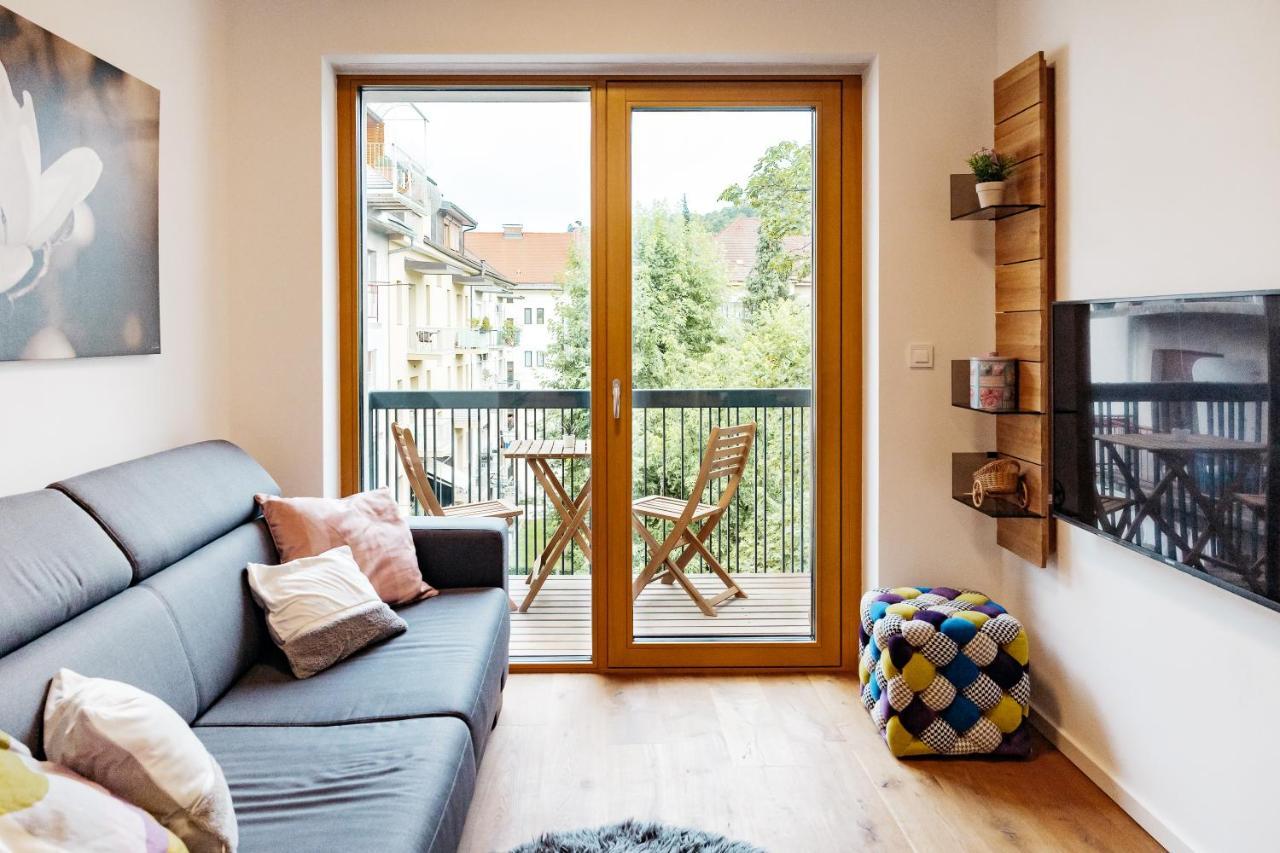 Woody - Comfy Apartment In Siska Ljubljana Kültér fotó
