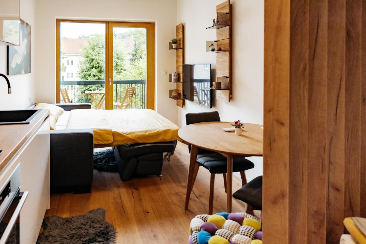 Woody - Comfy Apartment In Siska Ljubljana Kültér fotó