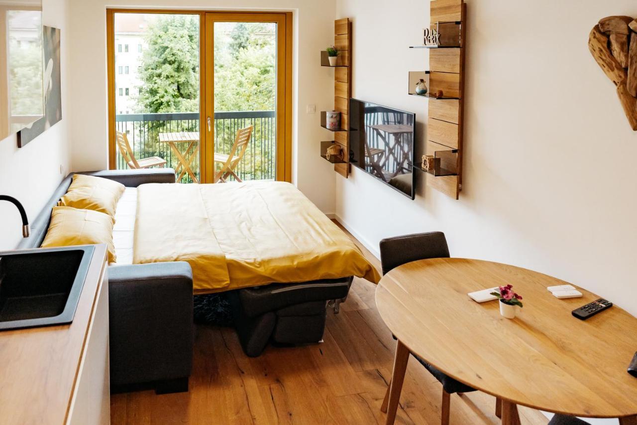 Woody - Comfy Apartment In Siska Ljubljana Kültér fotó