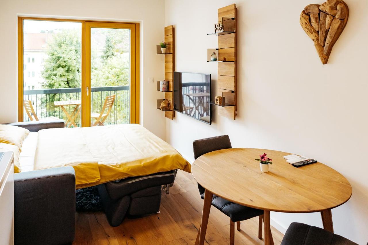 Woody - Comfy Apartment In Siska Ljubljana Kültér fotó